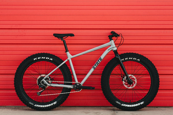 6061 Trail+ Fat Bike - Stone Grey