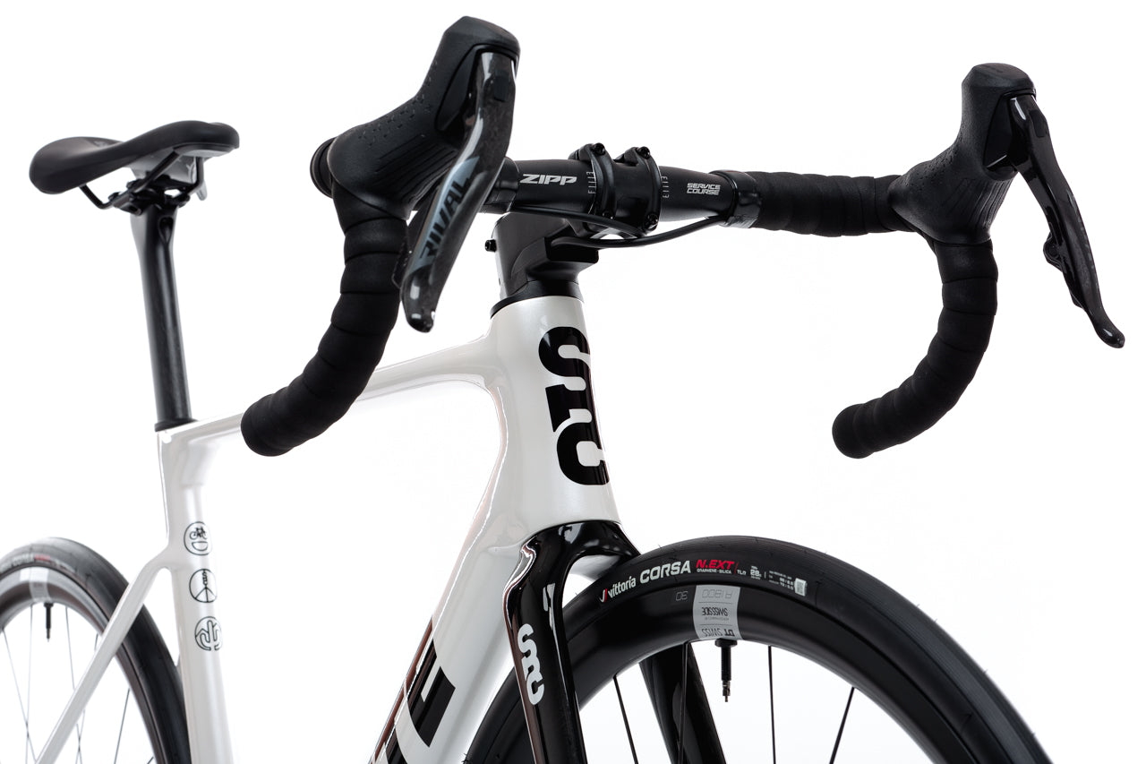 Semi-Internal Routing Stem System | Clean Internal Cable Routing ...