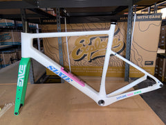 #1579 – Carbon All-Road v2 Frame+Fork Set | Team Rider Bike (Size XL, Used-Good Condition)