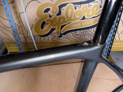 #1583 – Undefeated Carbon Road Frame+Fork Set | Graphite Prism /MISSING PARTS (Size 54cm, Used-Very Good Condition)