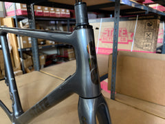 #1589 – Undefeated Carbon Road Frame+Fork Set | Graphite Prism /MISSING PARTS (Size 56cm, Used-Good Condition)