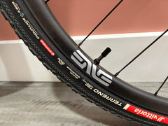 #SBCTEAM4 – ENVE AG25 Carbon Gravel Wheelset | 700c / XDR / Tubeless + Vittoria Tires (Used – Very Good Condition)
