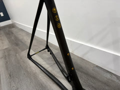 #MF083126 – Carbon Road Ultra Lite Frame+Fork Set + EXTRAS | Pre-Production Sample (Size 52cm, Used, Very-Good Condition)