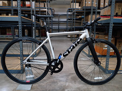 #1557 – 6061 Black Label v3 | Raw Silver / Riser Bars (Size 49cm, Good Condition)