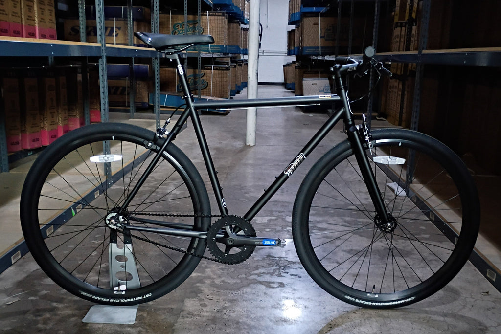 #1607 – 4130 Fixed-Gear / Single Speed | Matte Black / Mirror / Riser Bars (Size 55cm, Like-New / Open Box Item)