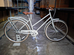 #1657 – City Bike Single Speed | Gray / Step-Over / Rear Rack (Size Medium, Pre-Production Sample, Brand New / Open Box)