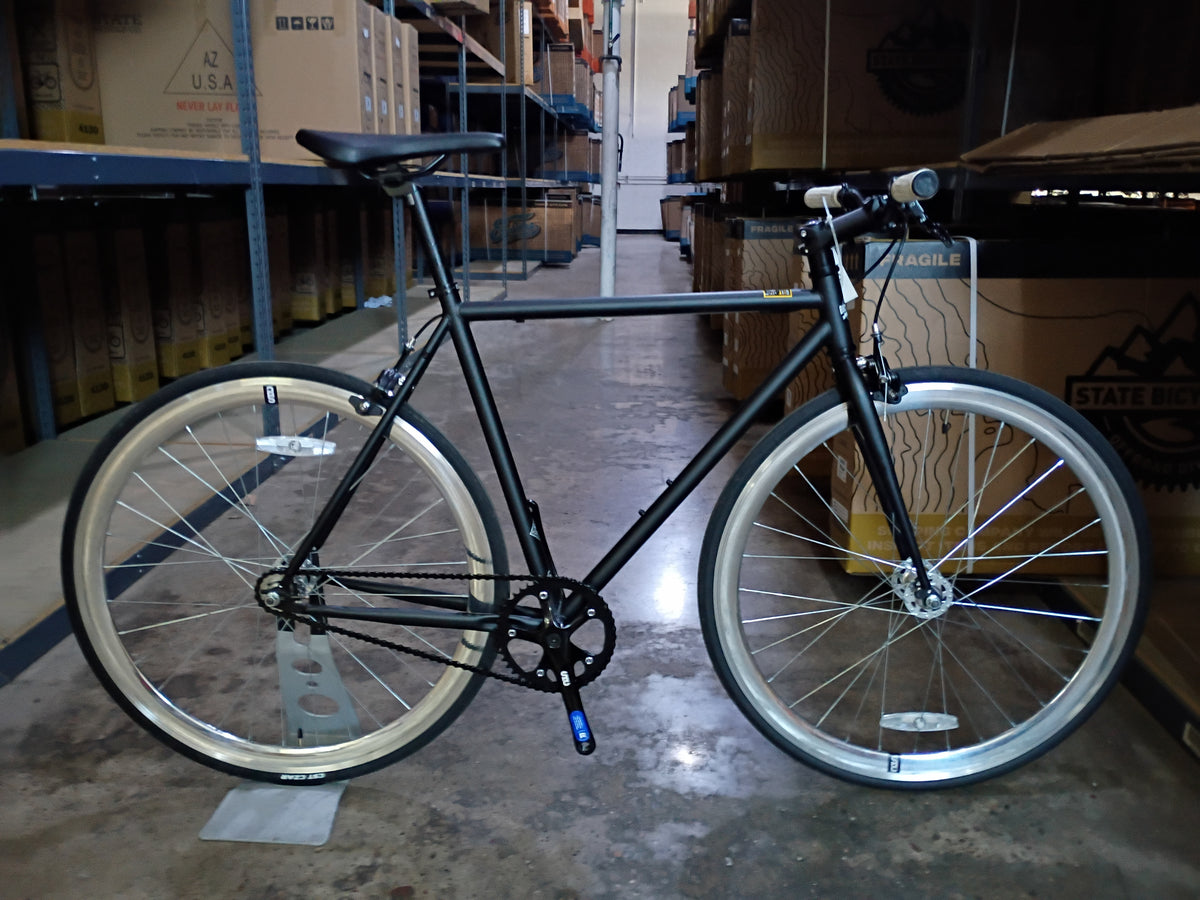 #1699 – Core Line | Wulf / Riser Bars / 700c (Size 54cm, Like-New)