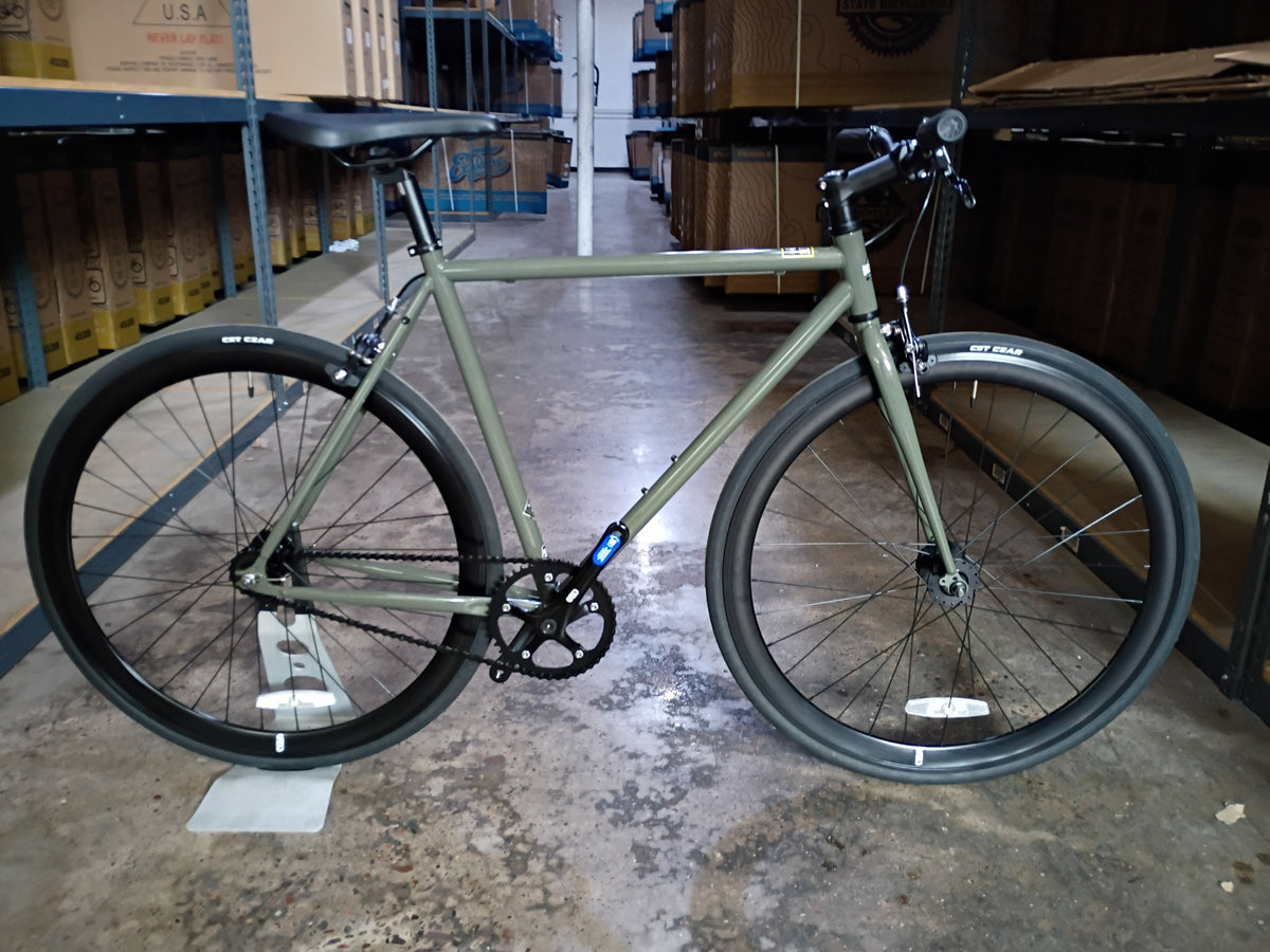 #1712 – Core Line | Earthstone / Riser Bars / 700c (Size 54cm, Like-New)