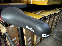 #1368 – 6061 Black Label V3 Fixed-Gear / Single Speed | Gray / Fuchsia w/ Riser Bars (Size 52cm, Good Condition)