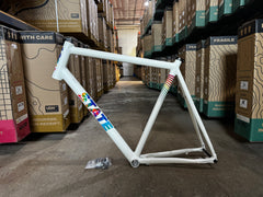 #1420 – Undefeated Disc Road Frame | Pearl (Size 62cm, Very Good Condition)