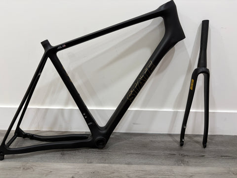 #WD-0302JM –Carbon Road Ultra Lite Frame+Fork Set (Pre-Production Sample | Size 51cm, Excellent Condition)