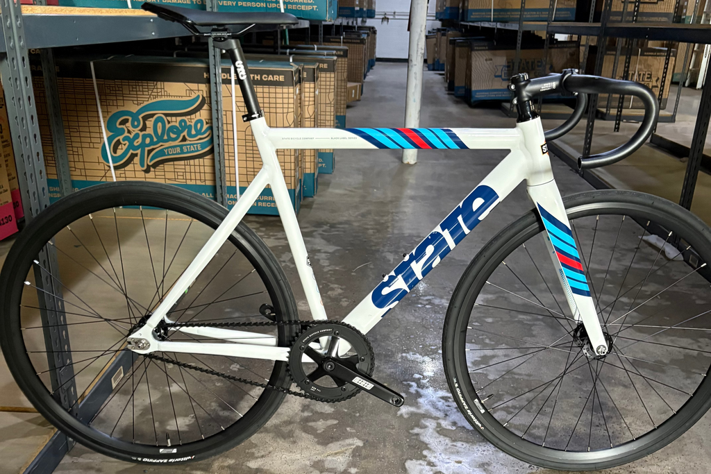 1547 – 6061 Black Label v3 | Rally Livery / Drop Bars (Size 55cm