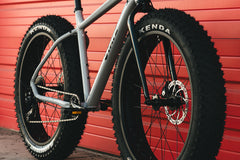 6061 Trail+ Fat Bike - Stone Grey