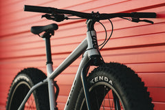 6061 Trail+ Fat Bike - Stone Grey