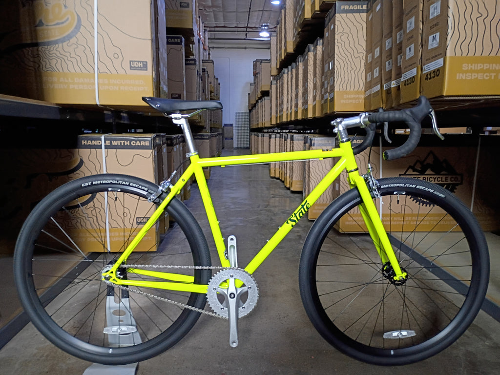 #1719 – 4130 Fixed Gear / Single Speed | Volt / Drop Bars / Black Wheels (52cm, Very Good)