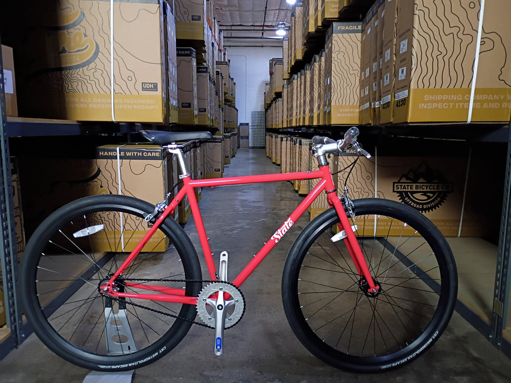 #1724 – 4130 Fixed Gear / Single Speed | Tropical Red / Flat Bar (52cm, Fixed Setup)