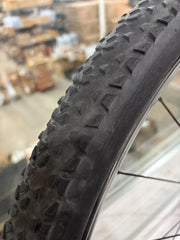 #SBCTEAM – ENVE AG25 Carbon Gravel Wheelset | 700c / XDR / Tubeless + Continental Race King 2.2 + Fillmore Valves (Used – Good Condition)