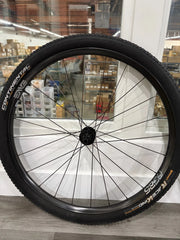 #SBCTEAM – ENVE AG25 Carbon Gravel Wheelset | 700c / XDR / Tubeless + Continental Race King 2.2 + Fillmore Valves (Used – Good Condition)