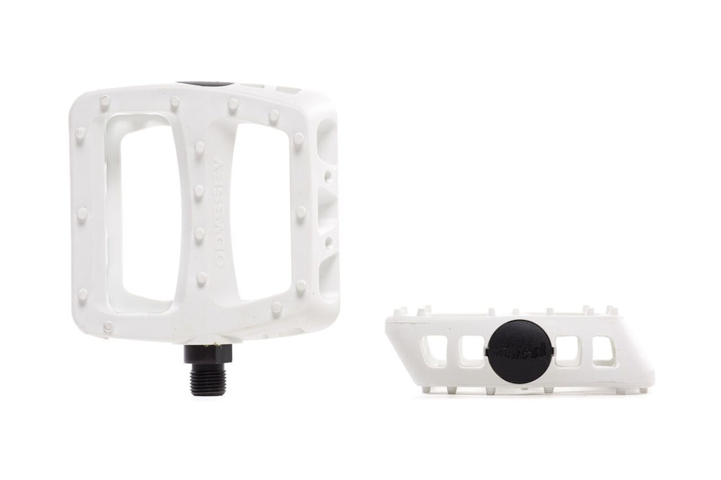 Odyssey - Twisted Pedals - White