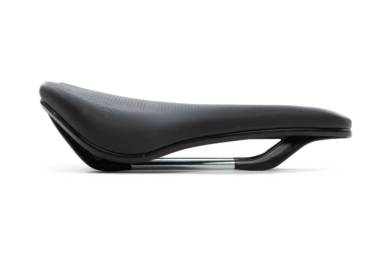 Selle Italia SLR TI 316 Superflow – Lichtgewicht Racefietszadel met Superflow-Gat en Duurzaam TI 316 Frame – Maat S3, Zwart Selle Italia SLR TI 316 Superflow – Lichtgewicht Racefietszadel met Superflow-Gat en Duurzaam TI 316 Frame – Maat S3, Zwart