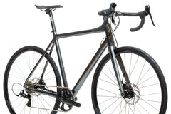 Undefeated Disc Road - Graphite / Prism